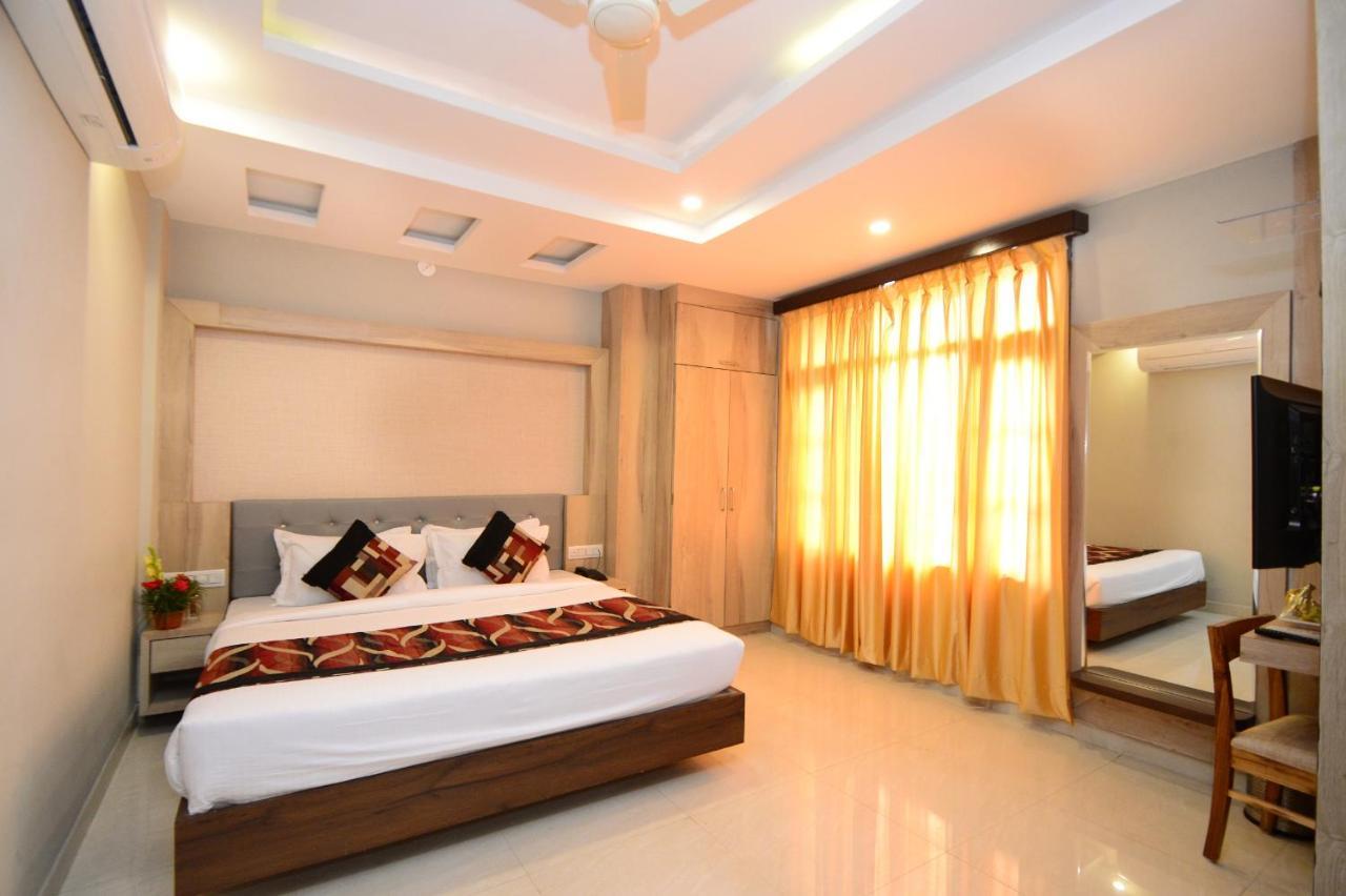 Hopp Inn อุเดเปอร์ ภายนอก รูปภาพ
