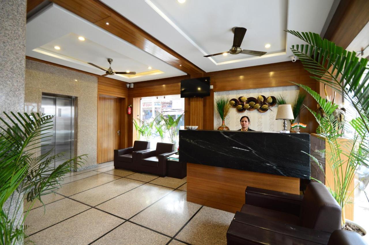 Hopp Inn อุเดเปอร์ ภายนอก รูปภาพ